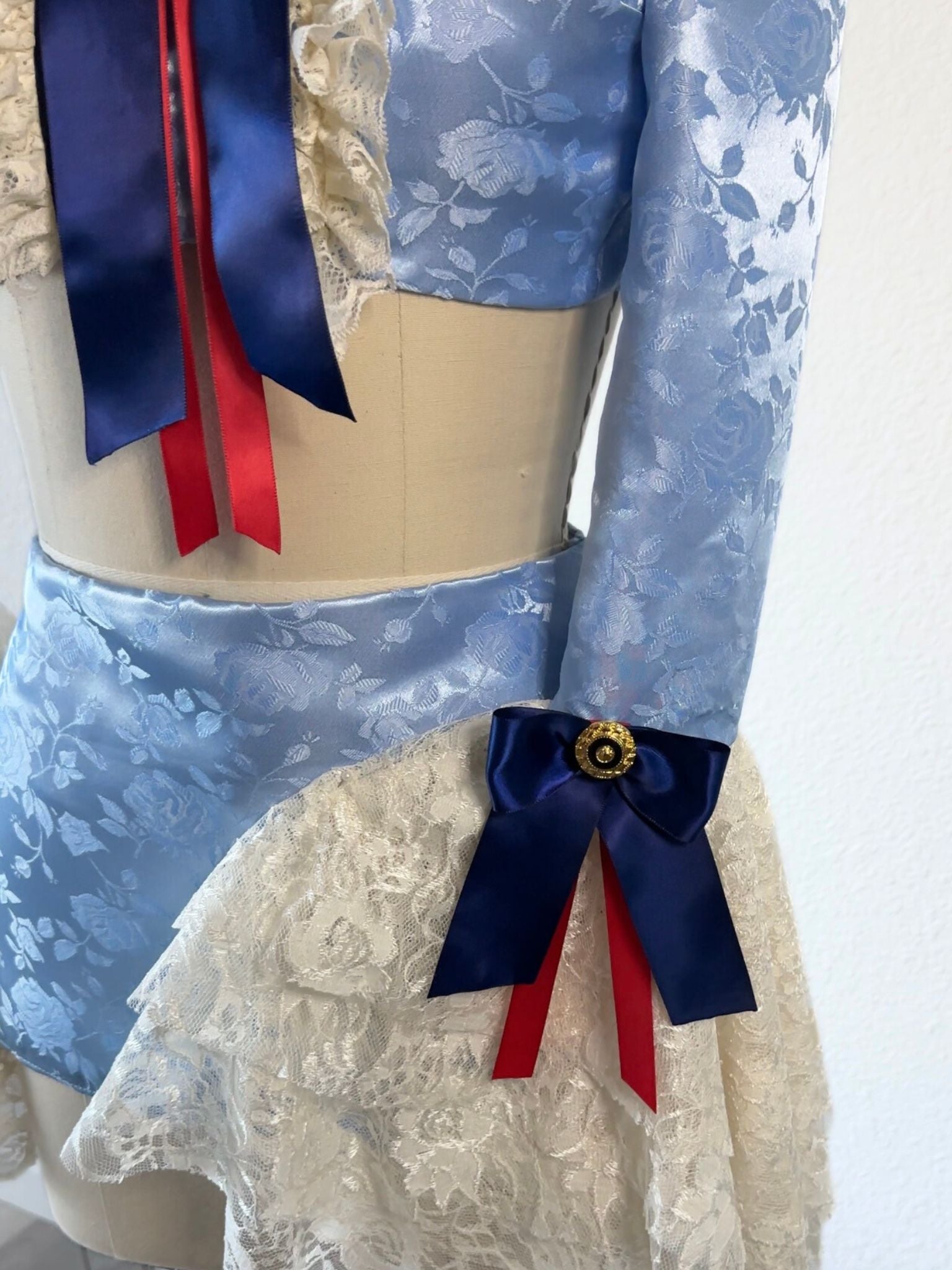 [TOP ONLY] London Flirt Baby Blue Floral Jacquard Top with Lace & Velvet Trim