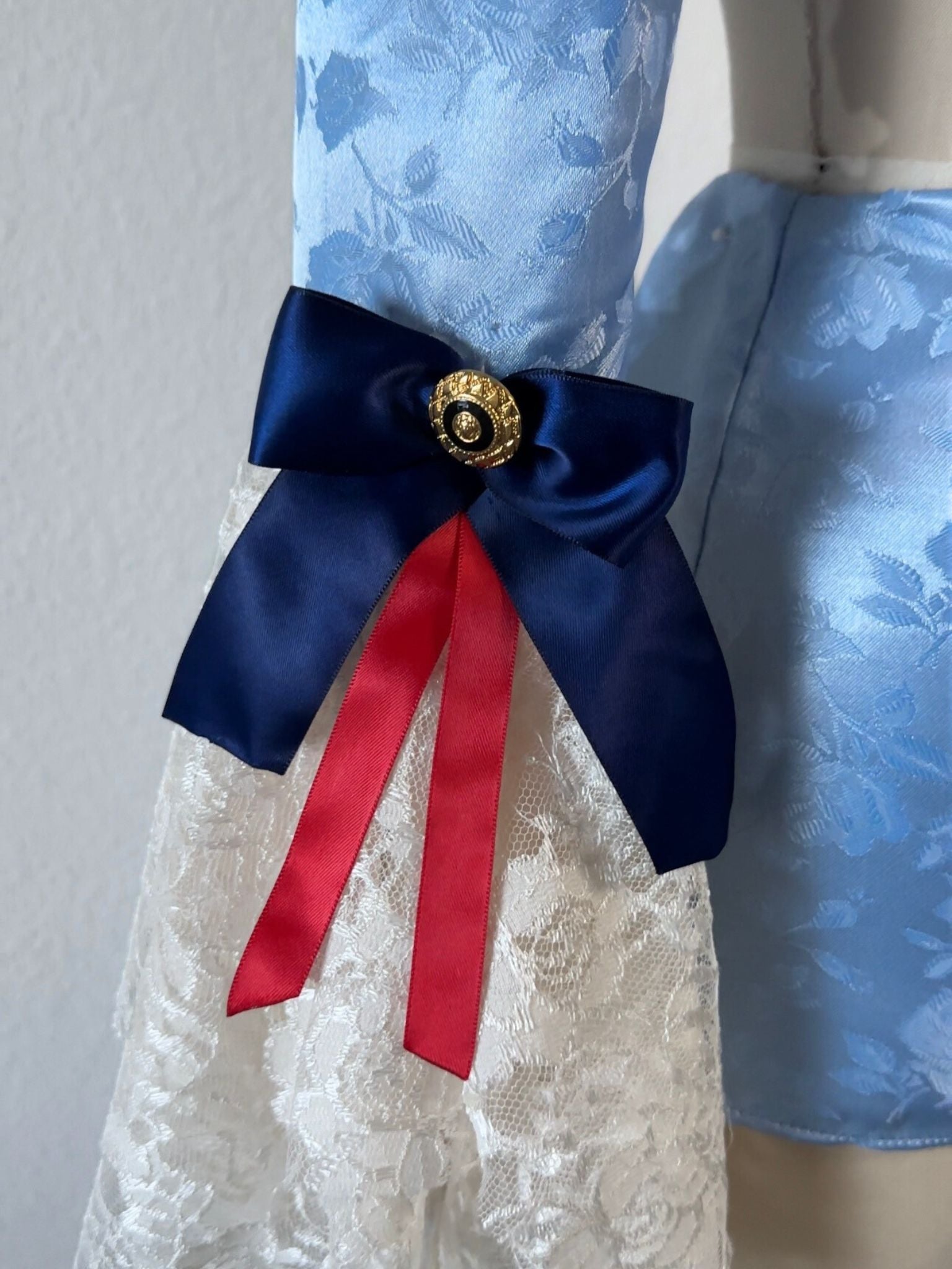 [TOP ONLY] London Flirt Baby Blue Floral Jacquard Top with Lace & Velvet Trim