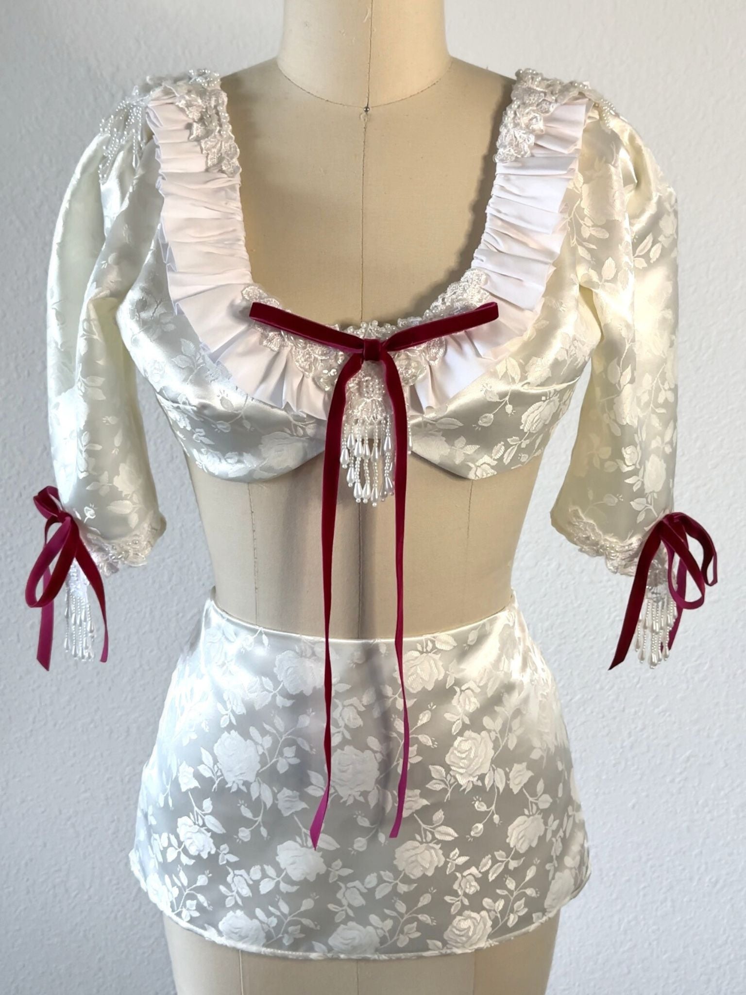 [SKIRT ONLY] The Duchess Ivory Floral Jacquard Low-Waist Ultra Mini Skirt